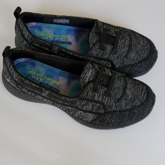 skechers wide fit memory foam